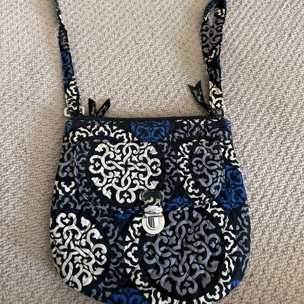 Vera Bradley crossbody purse